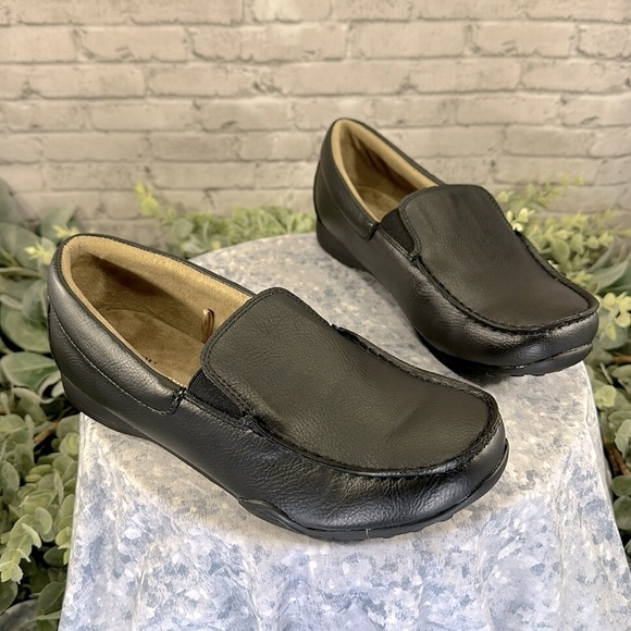 The Children’s Place Black Faux Leather Slip-on Casual Dress Shoes Boys 6M🖤EUC - Picture 9 of 9